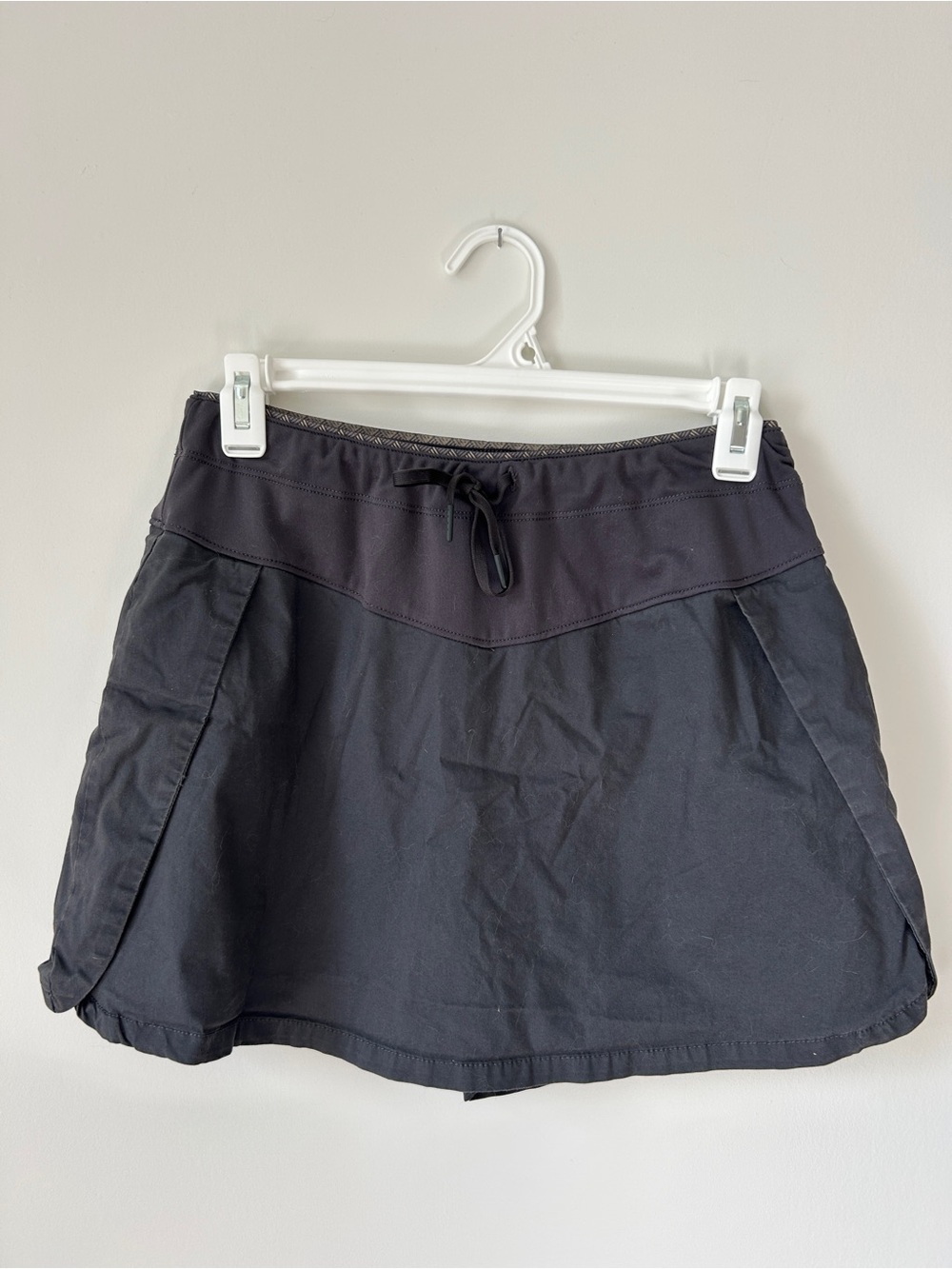Everyday Black Athletic Skort with Drawcord Waist